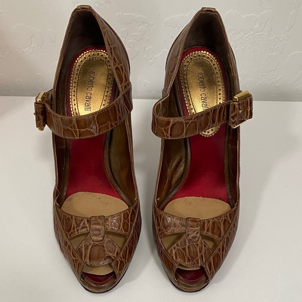 Roberto Cavalli Croc-Embossed Brown Heels